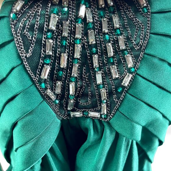 00s BCBGMAXAZRIA Vintage Green Beaded Spaghetti Strap Mini Dress - Picture 8 of 9